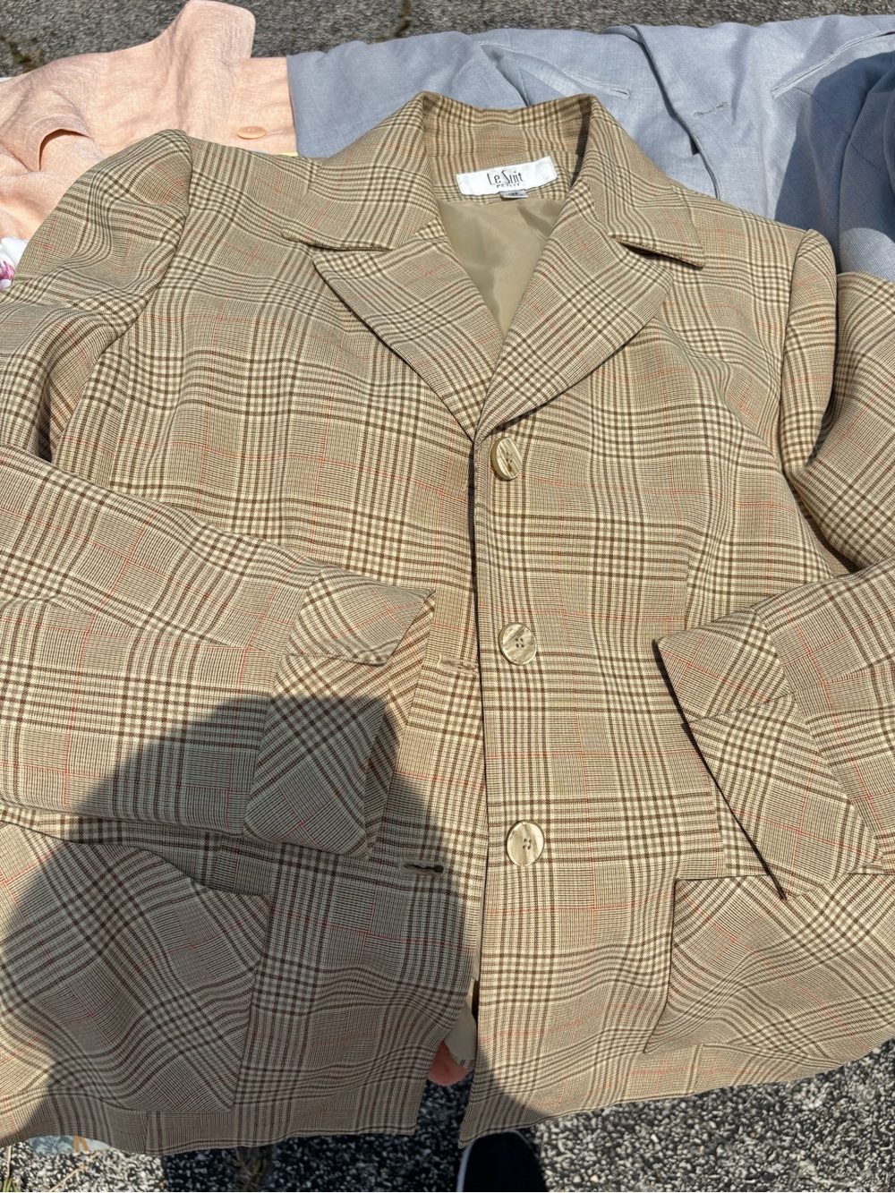 Le Suit Tan Plaid Sport Coat Blazer